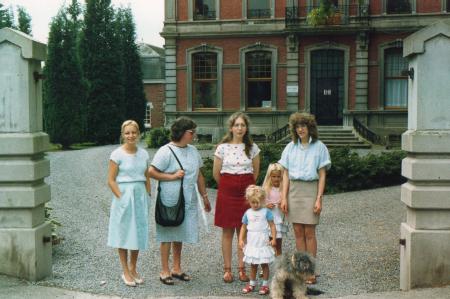 maman, tante amie, ma marraine, maité, laurence et moi